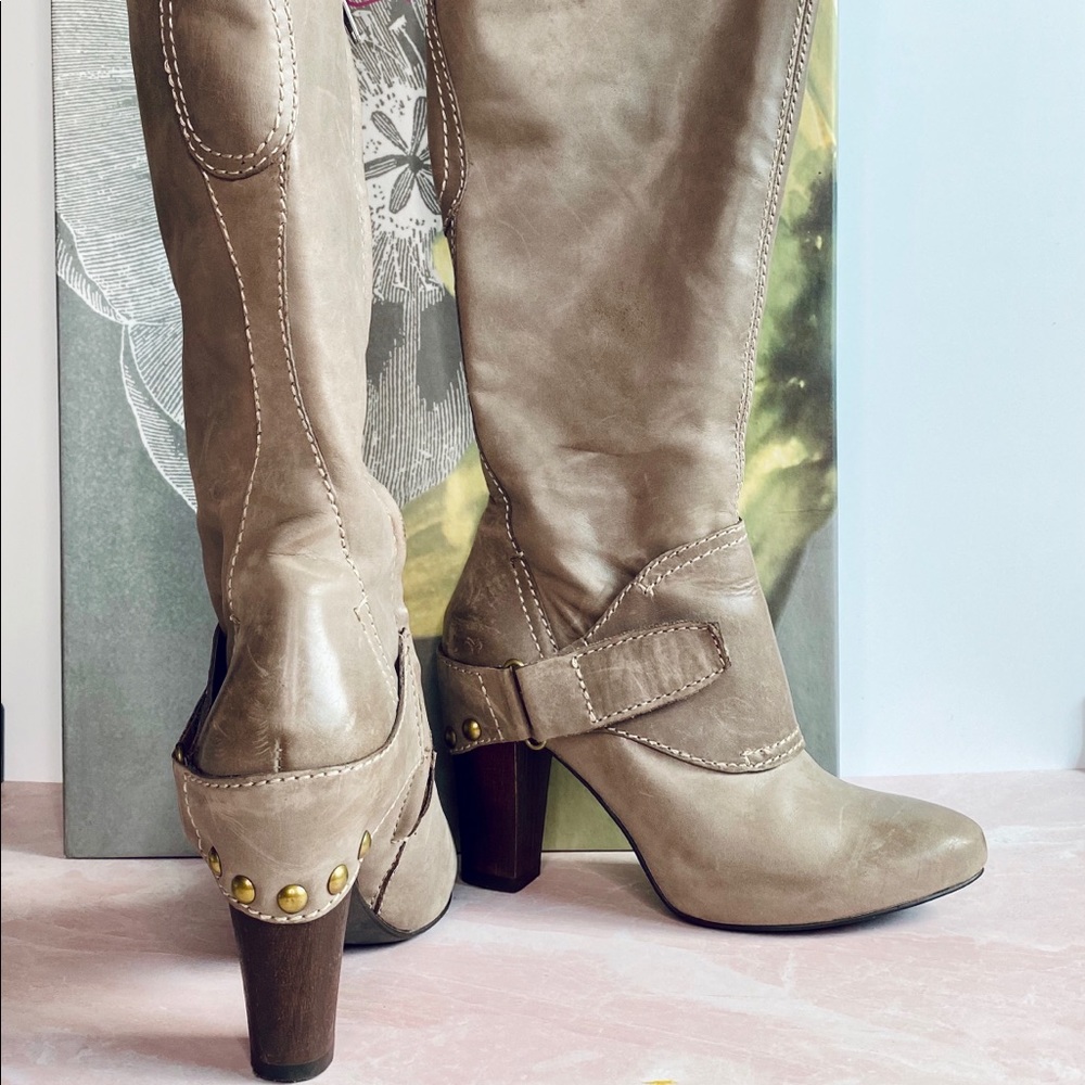 Knee high leather boots